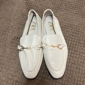 White zara loafers